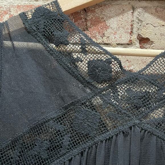 Free People All Night Long Button Down Lace Tunic Size XS - Picture 9 of 10